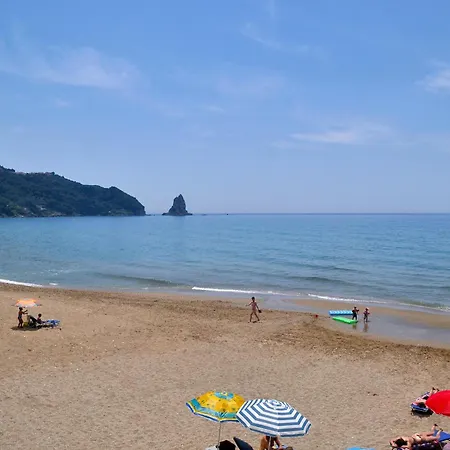 House Letta In A Very Quiet Location - Agios Gordios Apartament *